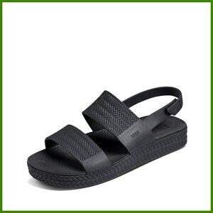 Water Vista Sandal with Adjustable Straps, Flexible Material